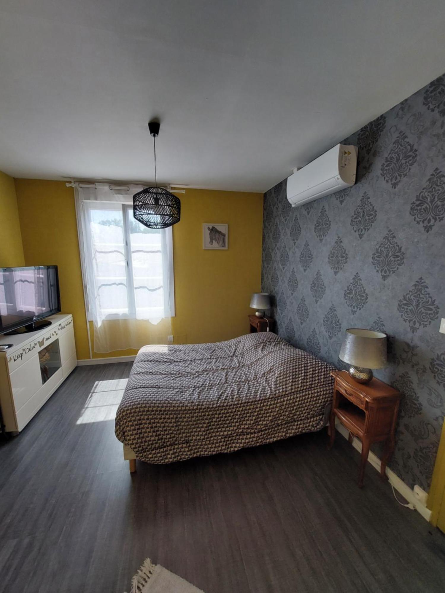 Chez Marie Hotel Drosnay Ngoại thất bức ảnh